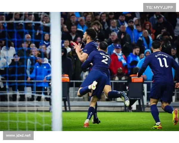 巴黎圣日耳曼与马赛之战：这场比赛对法甲荣誉与竞争格局的深远影响