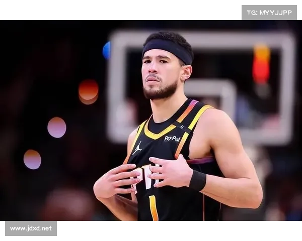 布克赛季数据全面回顾 展现得分能力与进攻效率的多维提升